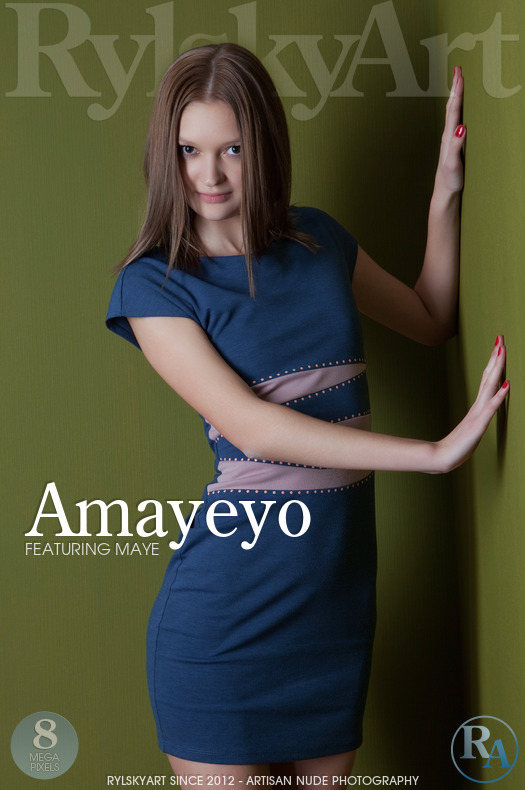 Amayeyo: Maye Poses In Blue Dress Then Nude
